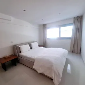 https://aphrodite-plaza.larnacahotels.org